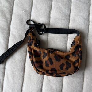 NWOT Baggu Crescent Bag Charm